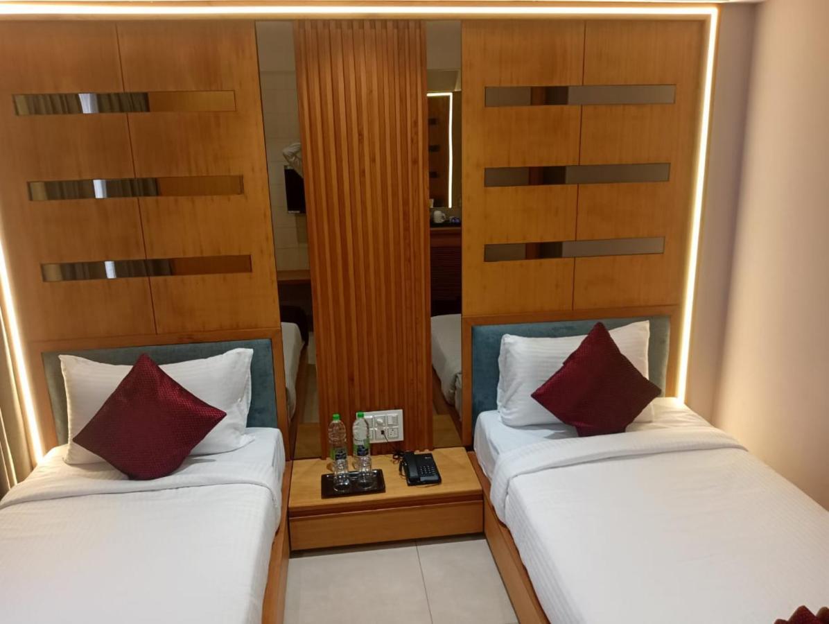 Alba Inn, Vijay Nagar Indore Exterior foto